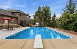 1467 Kings Crest, Eagan, MN 55122