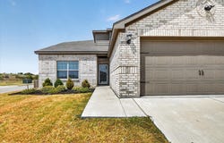 176 Bandana Circle, Newark, TX 76071