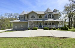 27302 Cimarron Drive, Eagle Rock, MO 65641