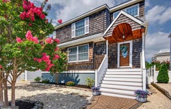 5 E 17TH Street, LONG BEACH TOWNSHIP, NJ 08008