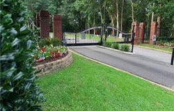 246 Spring Lake Drive N, Mobile, AL 36695