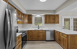 165 Paddock Drive, Versailles, KY 40383