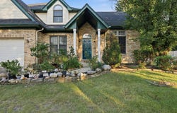 260 Tecumseh Drive, Bolingbrook, IL 60490