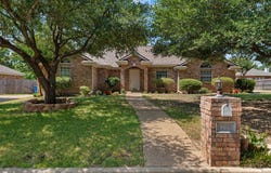 1209 Heatherwood, Hewitt, TX 76643