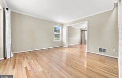 301 DAWNS EDGE, EXTON, PA 19341