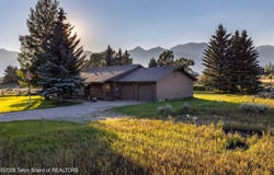 275 E MOULTON LOOP Road, Jackson, WY 83001