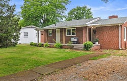 102 Wheeler Ave, Sheffield, AL 35660