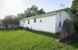 206 E Spring Street, Ola, AR 72853