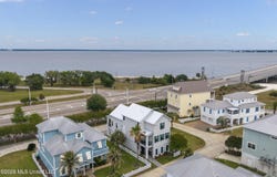 10 Chapel Hill Road, Bay Saint Louis, MS 39520