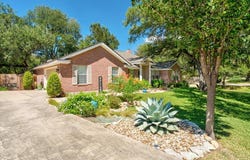 202 Treetop Way, Buda, TX 78610