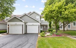 1175 REGENCY Drive, Schaumburg, IL 60193