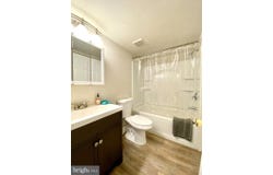 5200 HILLTOP Drive, BROOKHAVEN, PA 19015