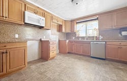 30335 Mccullen Rd, Holden, LA 70744