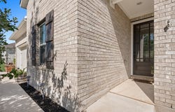 348 Lacey Oak Loop, San Marcos, TX 78666