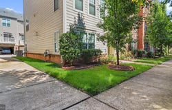 LANHAM, MD 20706