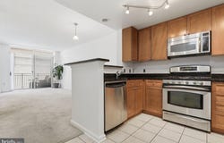 930 WAYNE Avenue, SILVER SPRING, MD 20910
