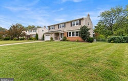 1833 W POINT Drive, CHERRY HILL, NJ 08003