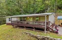 4469 Amma Road, Amma, WV 25005
