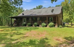 162 CRESTVIEW LANE, CENTREVILLE, AL 35042