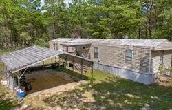5375 Stallion Drive, Crestview, FL 32539