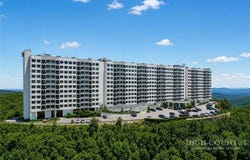 303 Sugar Top Drive, Sugar Mountain, NC 28604