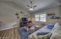 3913 Abercorn Rd, Knoxville, TN 37921