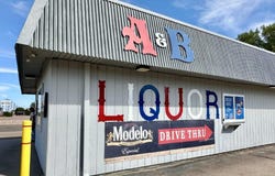 804 E Olive St, Lamar, CO 81052