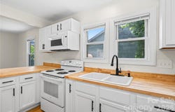142 Substation Road, Canton, NC 28716