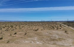 25 Aster, Adelanto, CA 92301