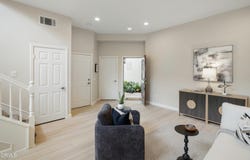 930 Corte Augusta, Camarillo, CA 93010