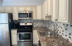 1006 VALLEY GLEN Road, ELKINS PARK, PA 19027