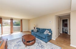 21841 River Oaks Drive, Rocky River, OH 44116