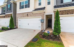 174 Hampton Circle, Mcdonough, GA 30253