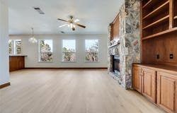 17706 N Rim Dr, Leander, TX 78641