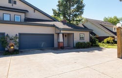 2633 E Joyce Boulevard, Fayetteville, AR 72703
