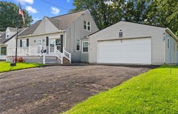 634 Elbur Avenue, Akron, OH 44306