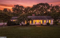 88 CANOE Place, MONTROSS, VA 22520