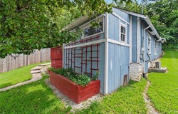 607 N Main Street, Excelsior Springs, MO 64024