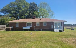 13570 N Lake Road, Engelhard, NC 27824