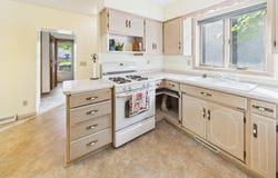 910 10th Avenue S, Saint Cloud, MN 56301