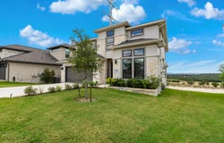 250 Navarro, Boerne, TX 78006