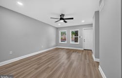 715 N LOCUST Street, WILMINGTON, DE 19801
