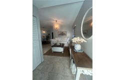 7801 W 30th Ln, Hialeah, FL 33018