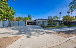 19843 Delano, Woodland Hills, CA 91367