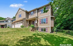 4521 Burton Forest Court SE, Grand Rapids, MI 49546