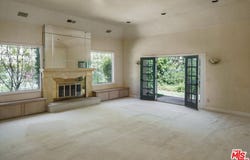 2573 Benedict Canyon Dr, Los Angeles, CA 90210