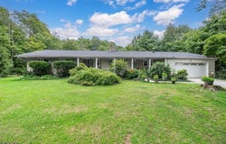 84 Lake Wallkill Rd, Vernon Twp., NJ 07461-4211