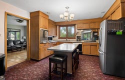 1025 ONEIDA Street, MENASHA, WI 54952