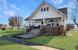 300 E 2nd Street, Norborne, MO 64668