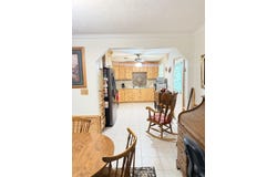 935 Travis, Vidor, TX 77662
